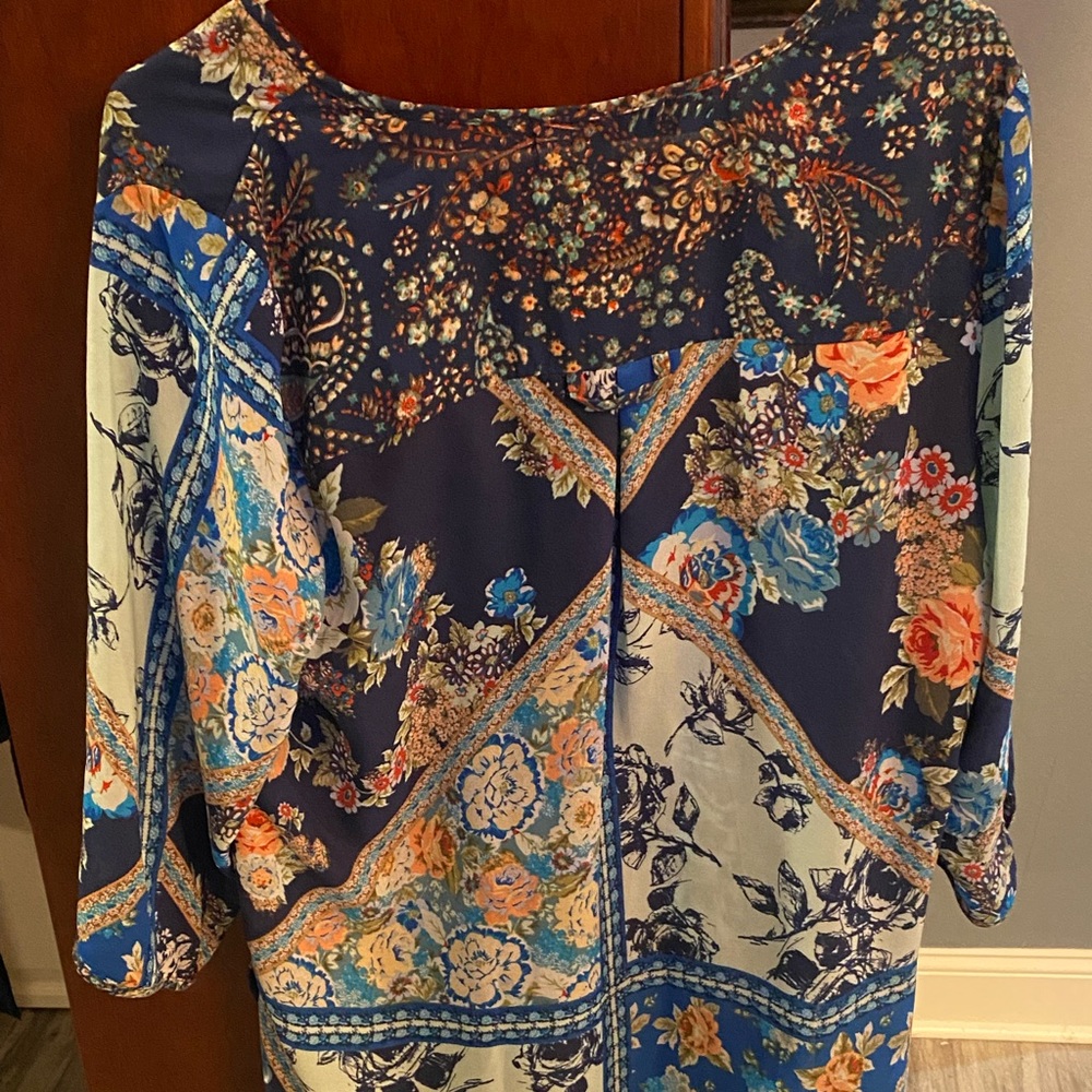 Figuerca and flower shirt